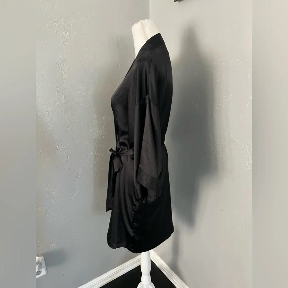 Victoria's Secret Robe Size M